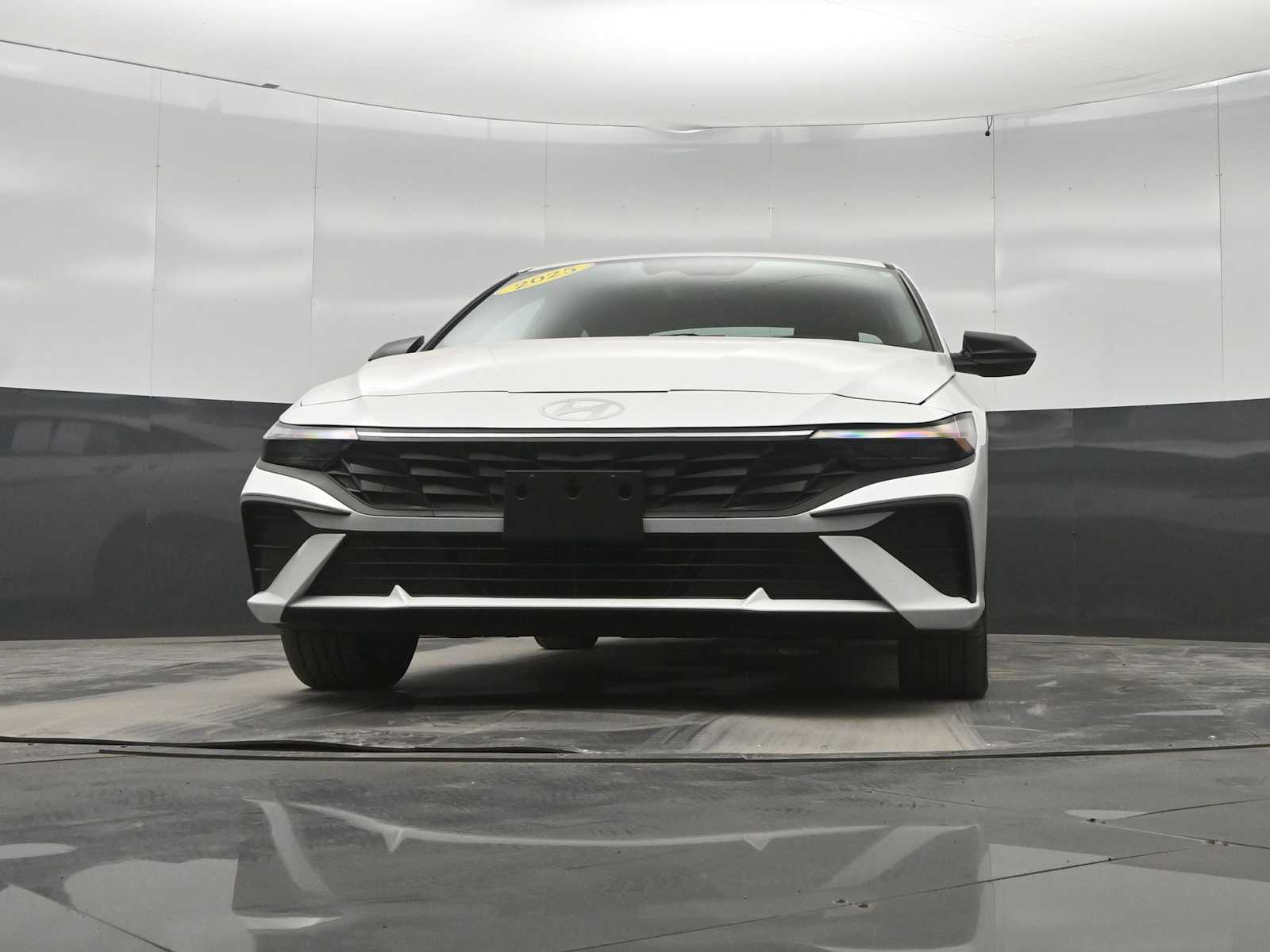 2025 Hyundai Elantra Blue - Photo 33