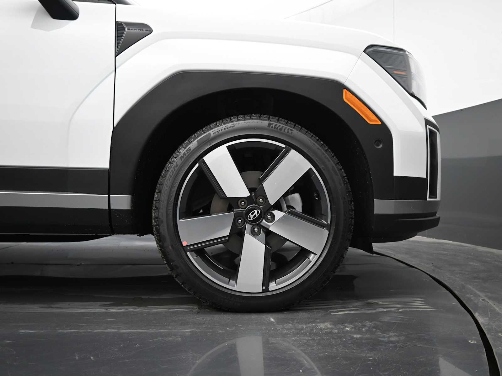 2026 Hyundai Santa Fe Limited - Photo 8