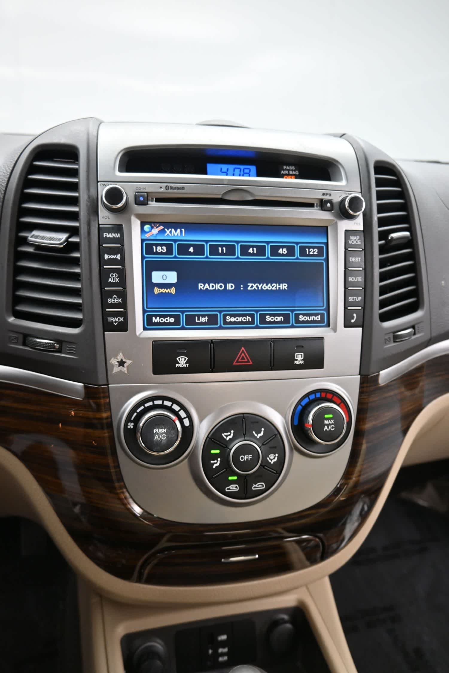 2010 Hyundai Santa Fe GLS - Photo 19