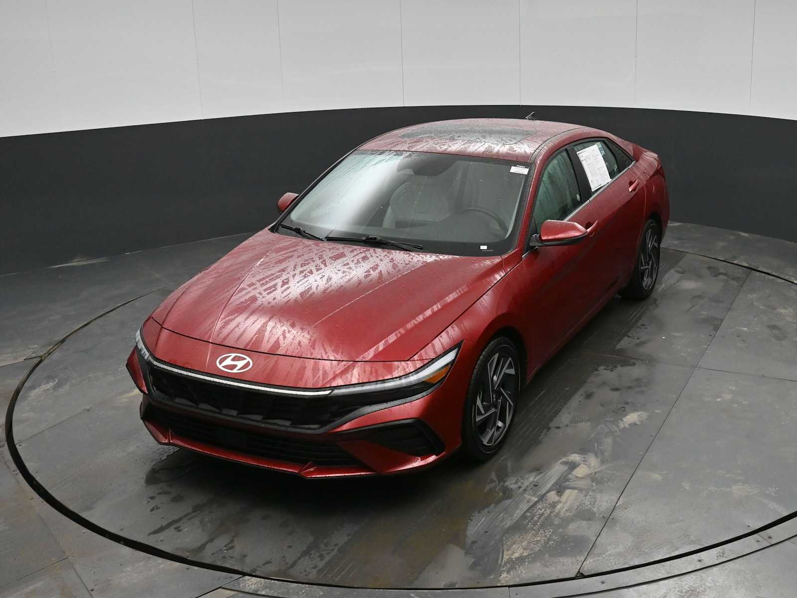 2025 Hyundai Elantra Limited - Photo 24