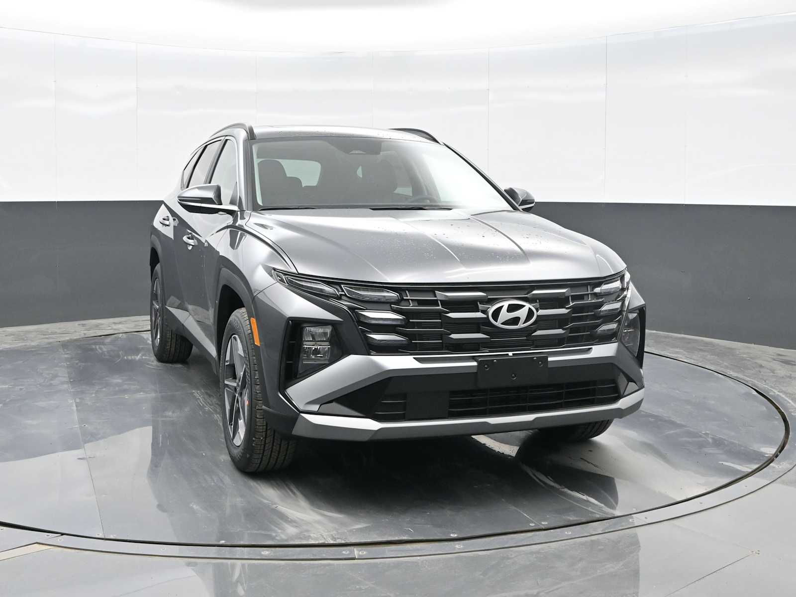 2026 Hyundai Tucson SEL Premium's photo