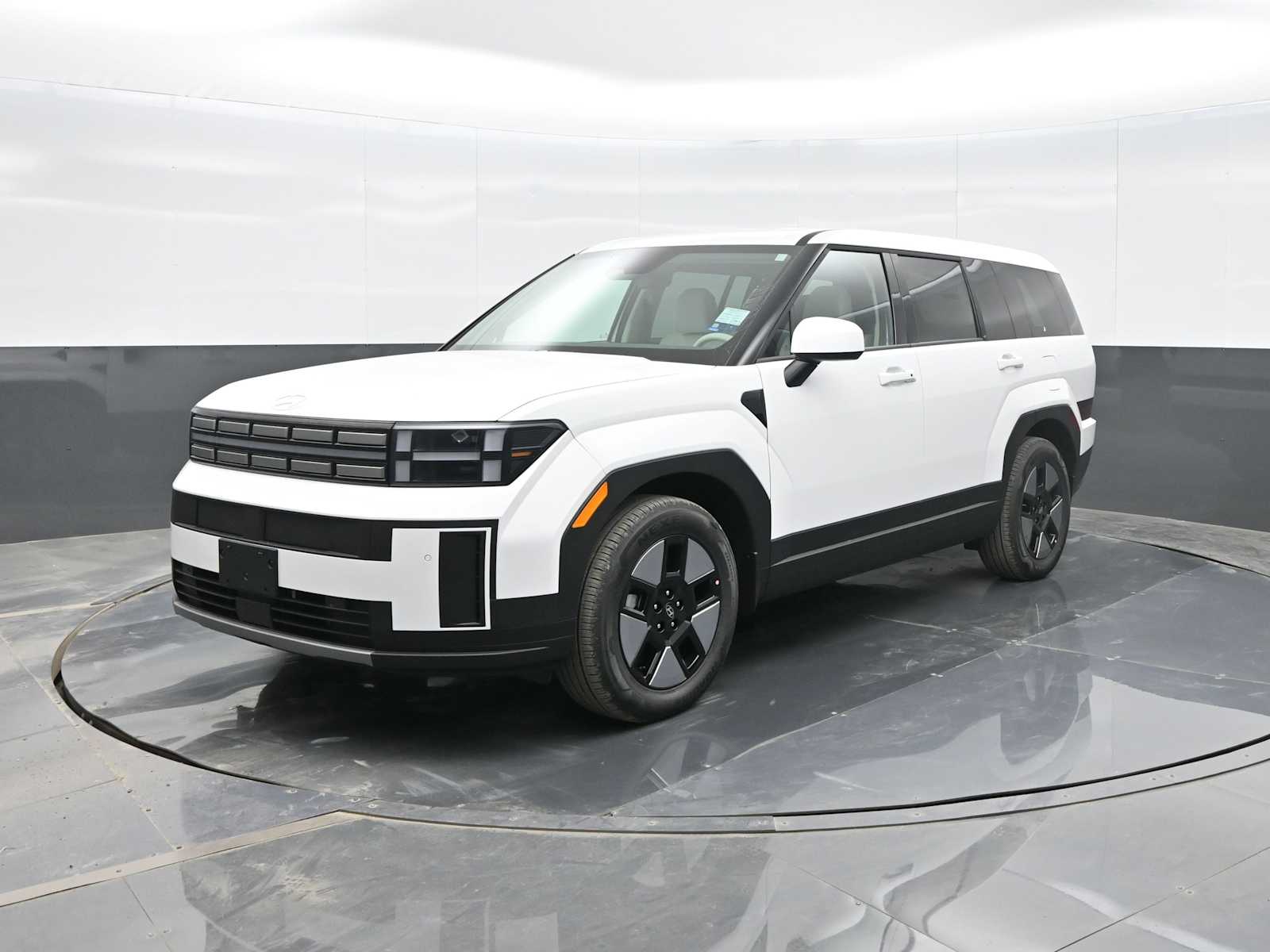 2026 Hyundai Santa Fe SE's photo