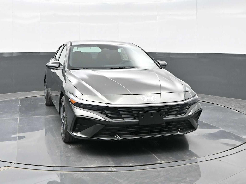 New 2025 Hyundai Elantra Hybrid SEL Sport DCT