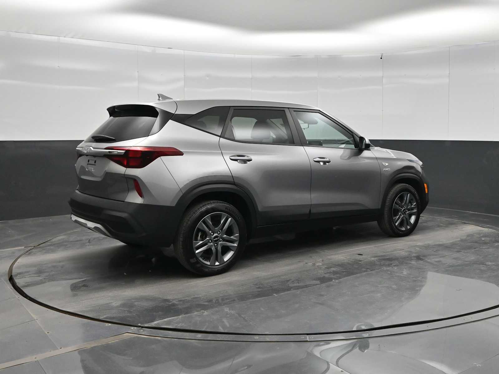 2022 Kia Seltos LX - Photo 8