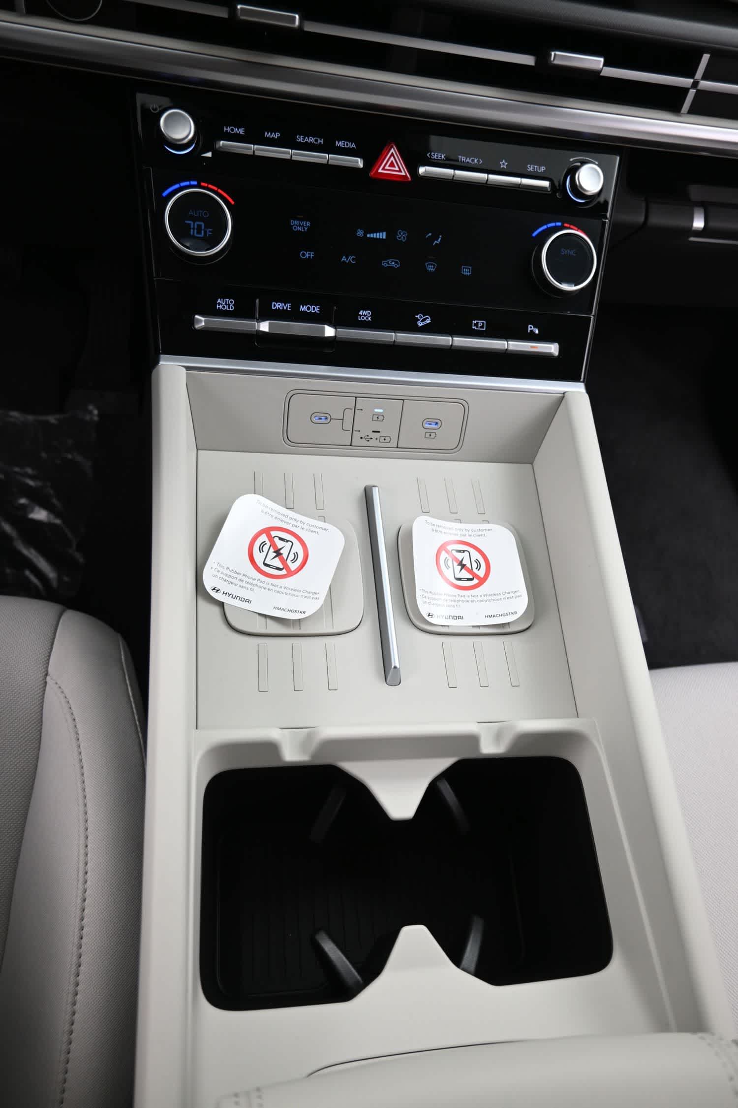 2026 Hyundai Santa Fe SE - Photo 20