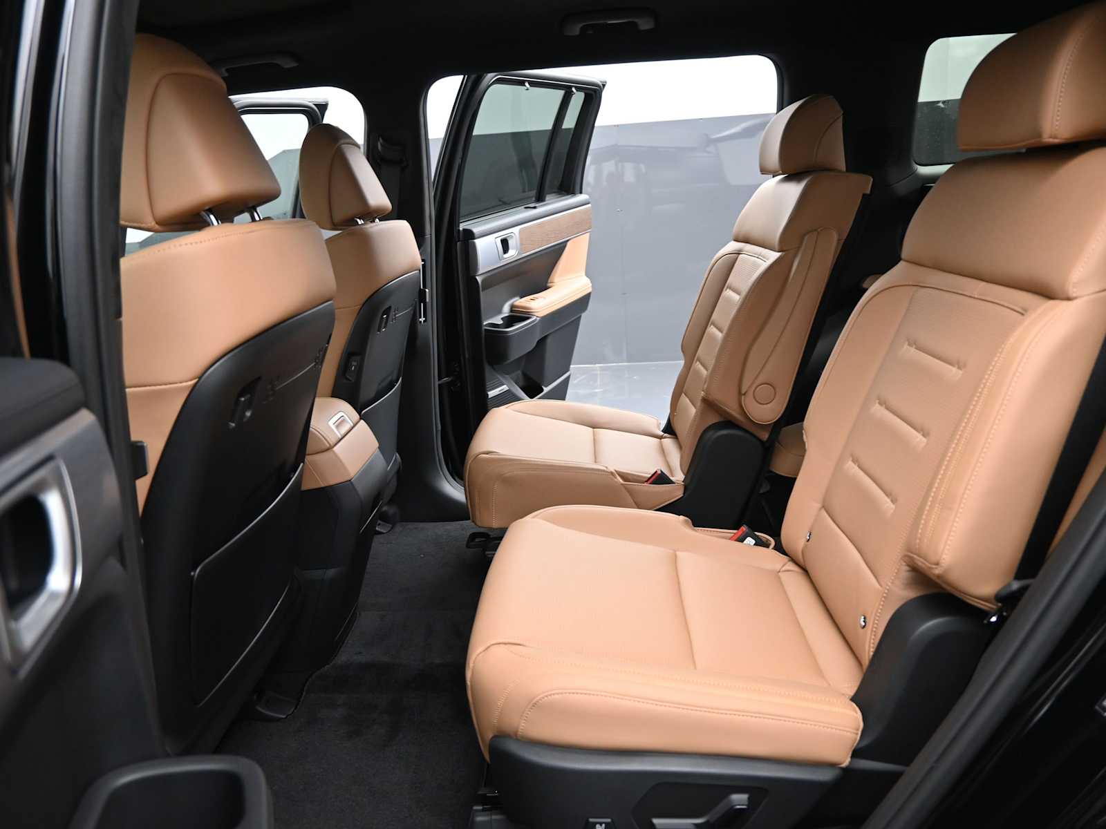 2026 Hyundai Santa Fe Calligraphy - Photo 14