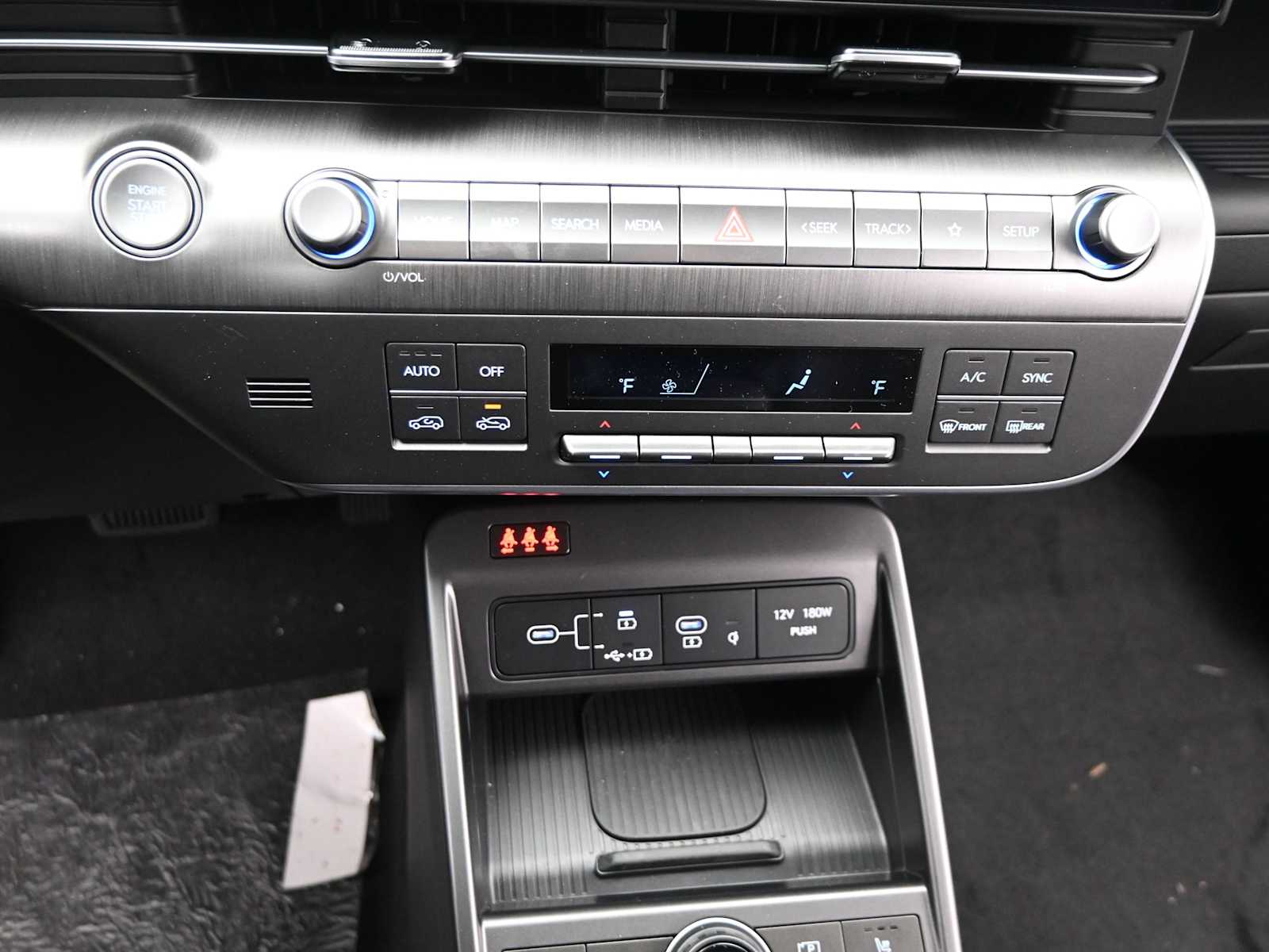 2026 Hyundai Kona SEL Premium - Photo 18