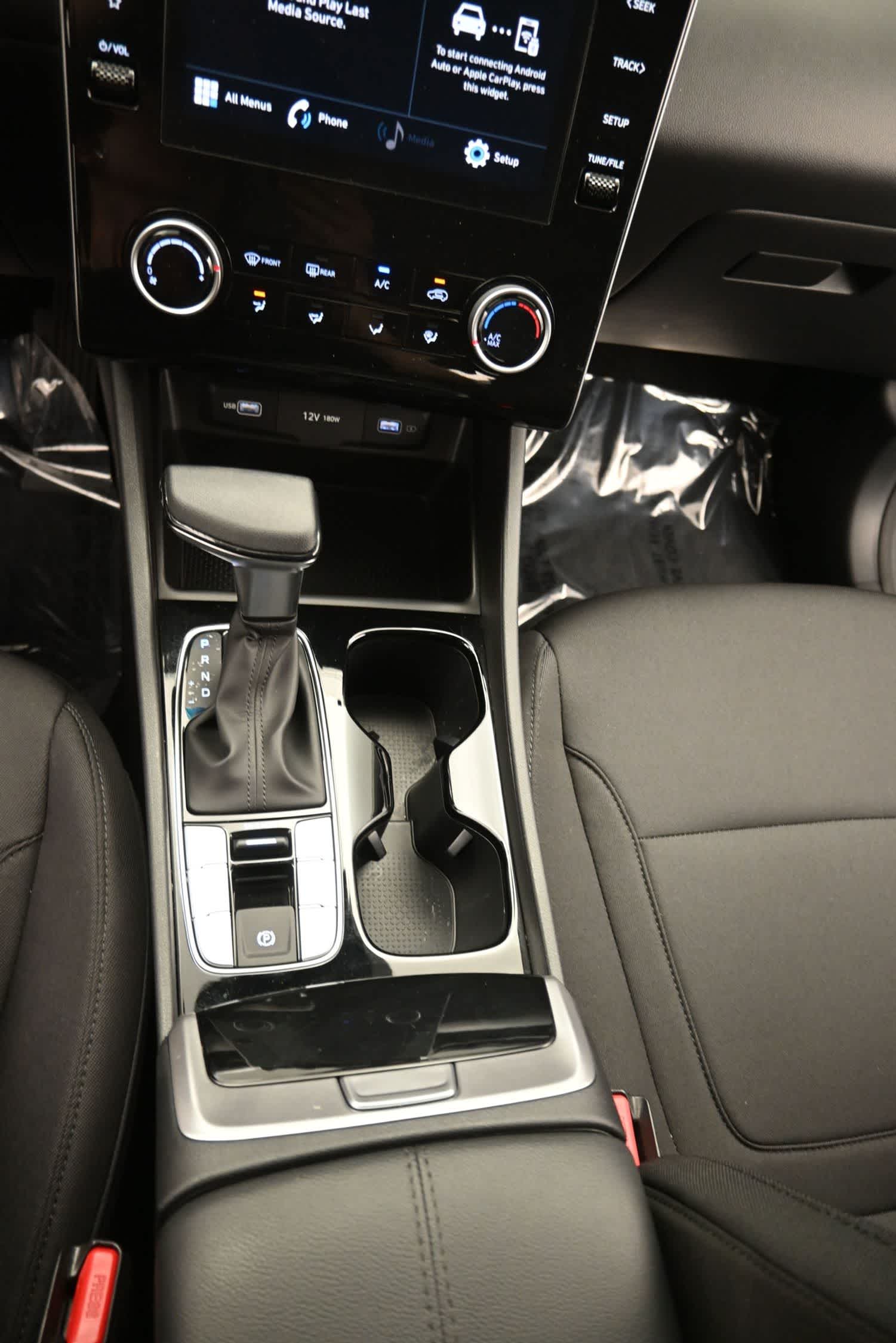 2024 Hyundai Tucson SE - Photo 21