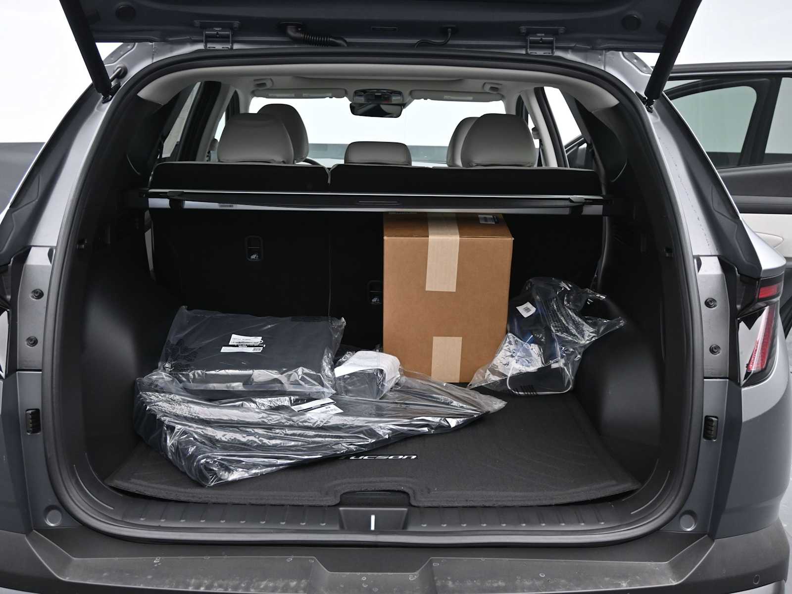 2026 Hyundai Tucson Limited - Photo 14