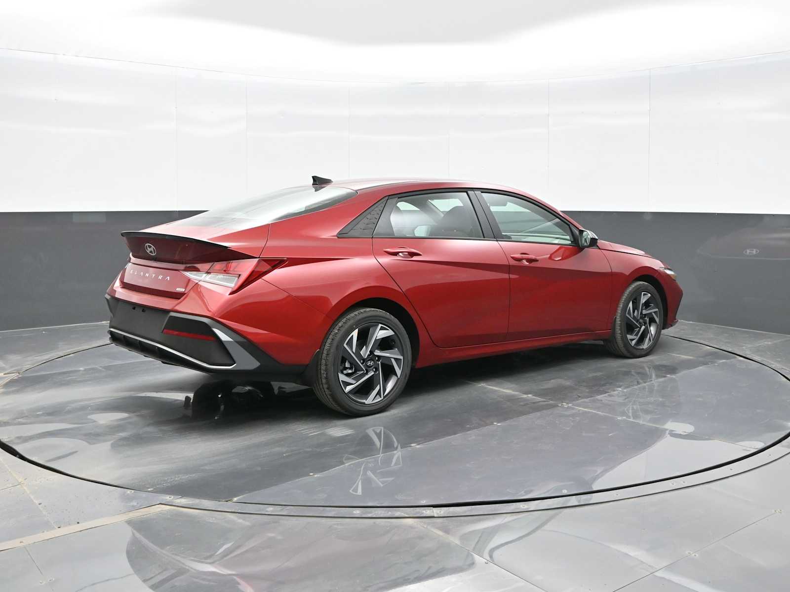 2025 Hyundai Elantra Blue - Photo 8