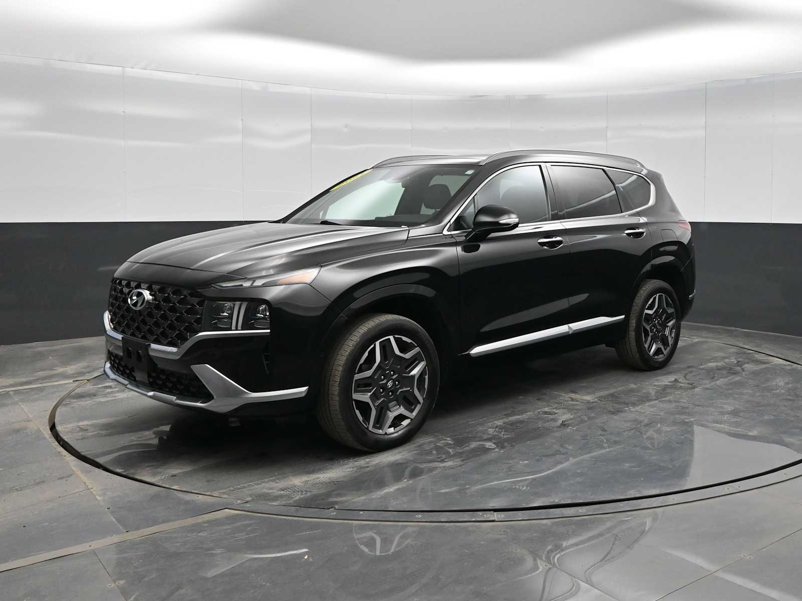 2021 Hyundai Santa Fe Calligraphy's photo
