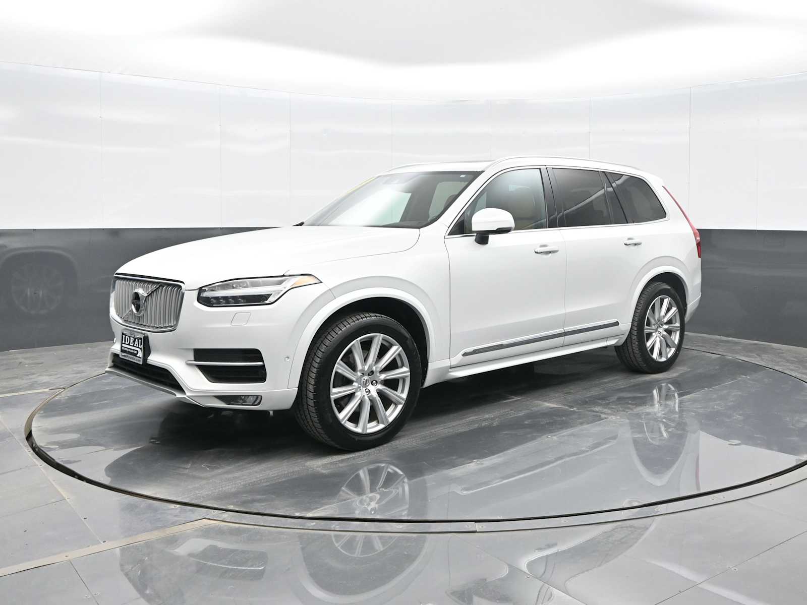 2017 Volvo XC90 Inscription
