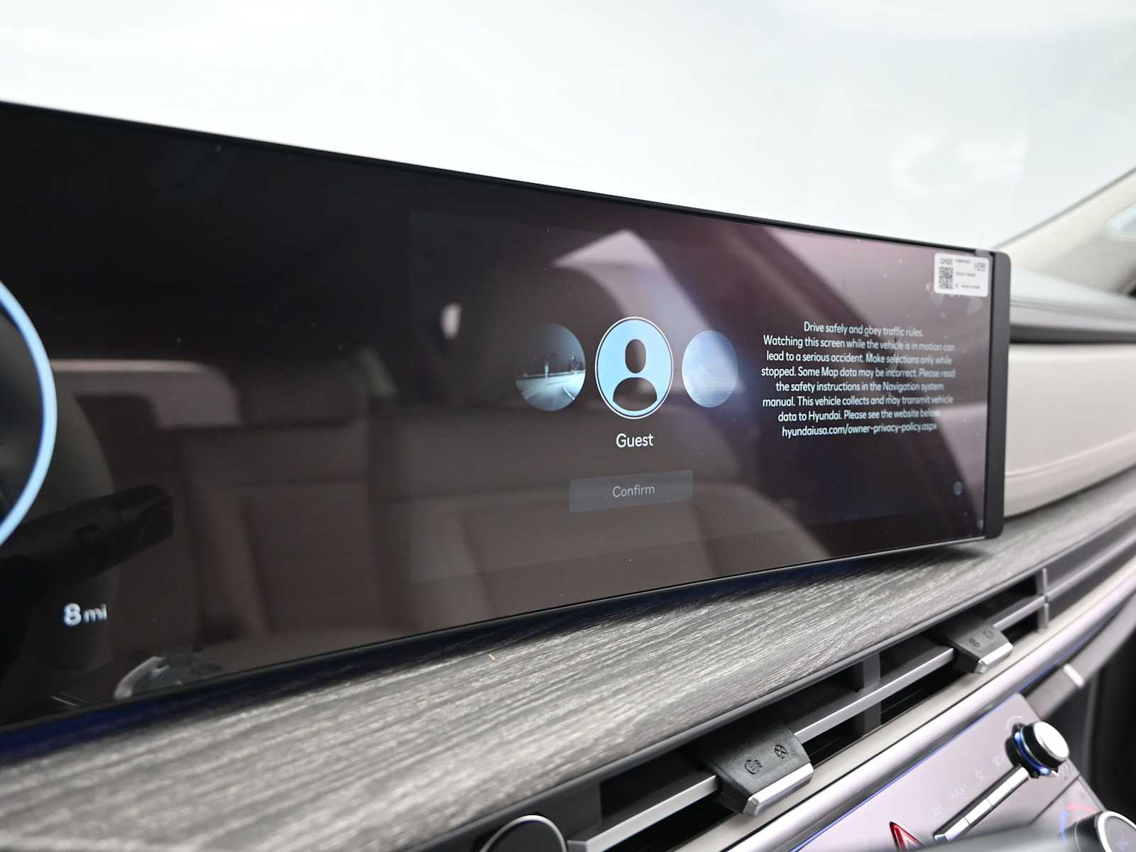 2026 Hyundai Santa Fe Limited - Photo 18