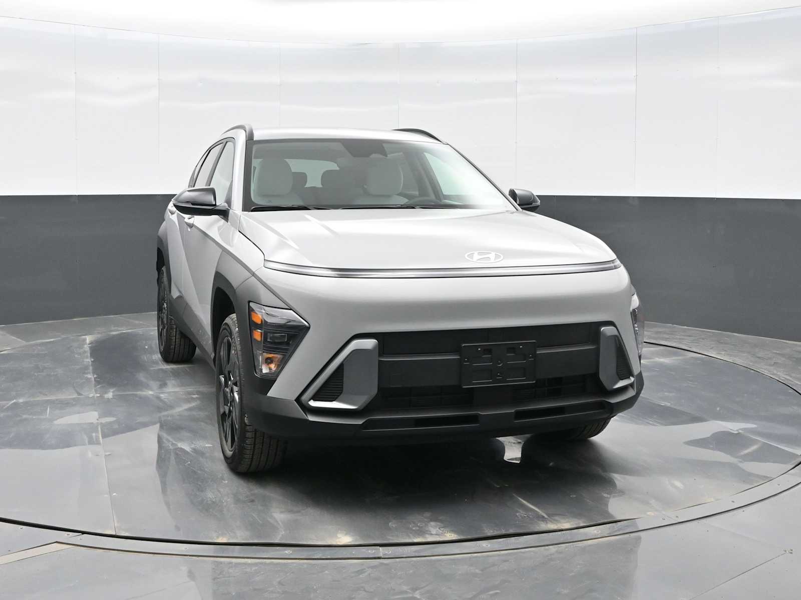 2026 Hyundai Kona SEL photo 2