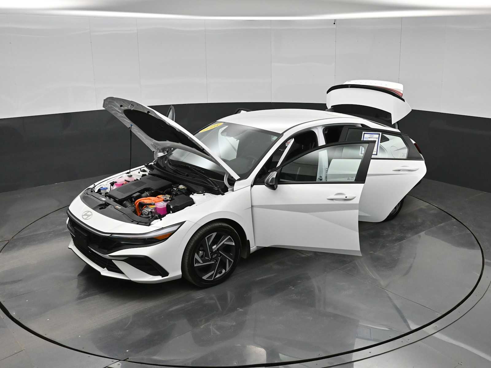 2025 Hyundai Elantra Blue - Photo 40