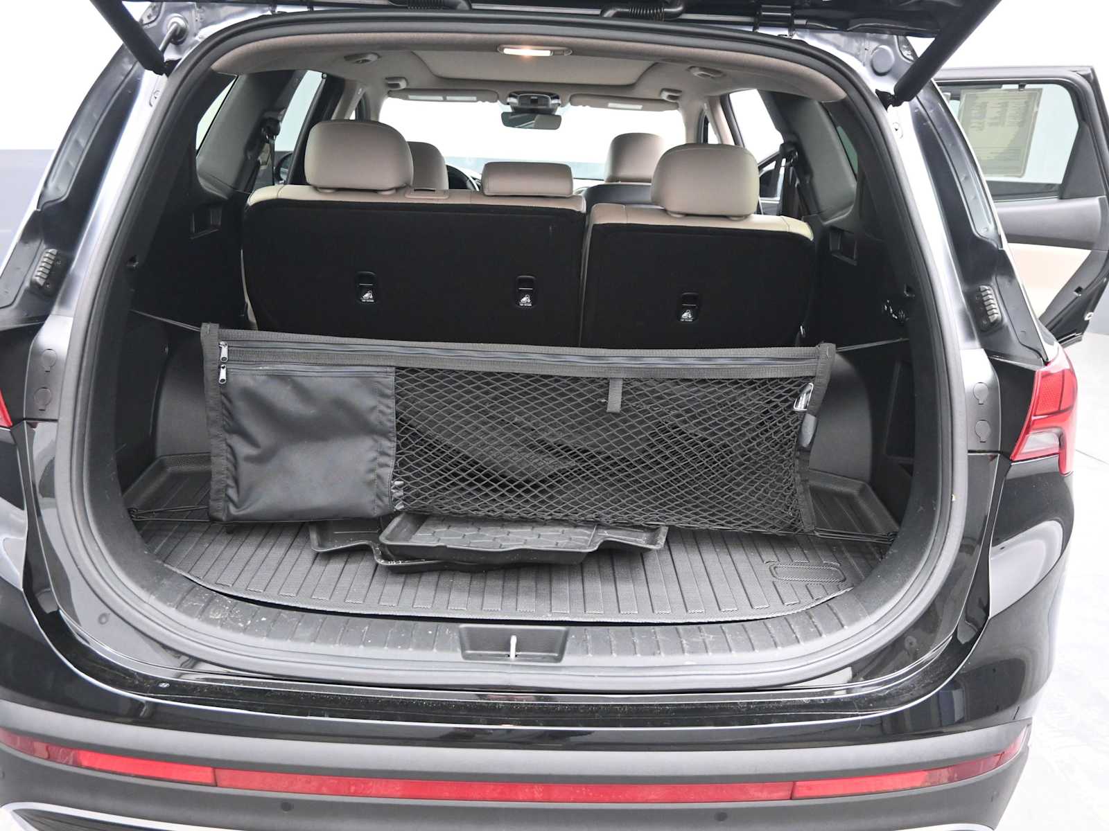2023 Hyundai Santa Fe Limited - Photo 12