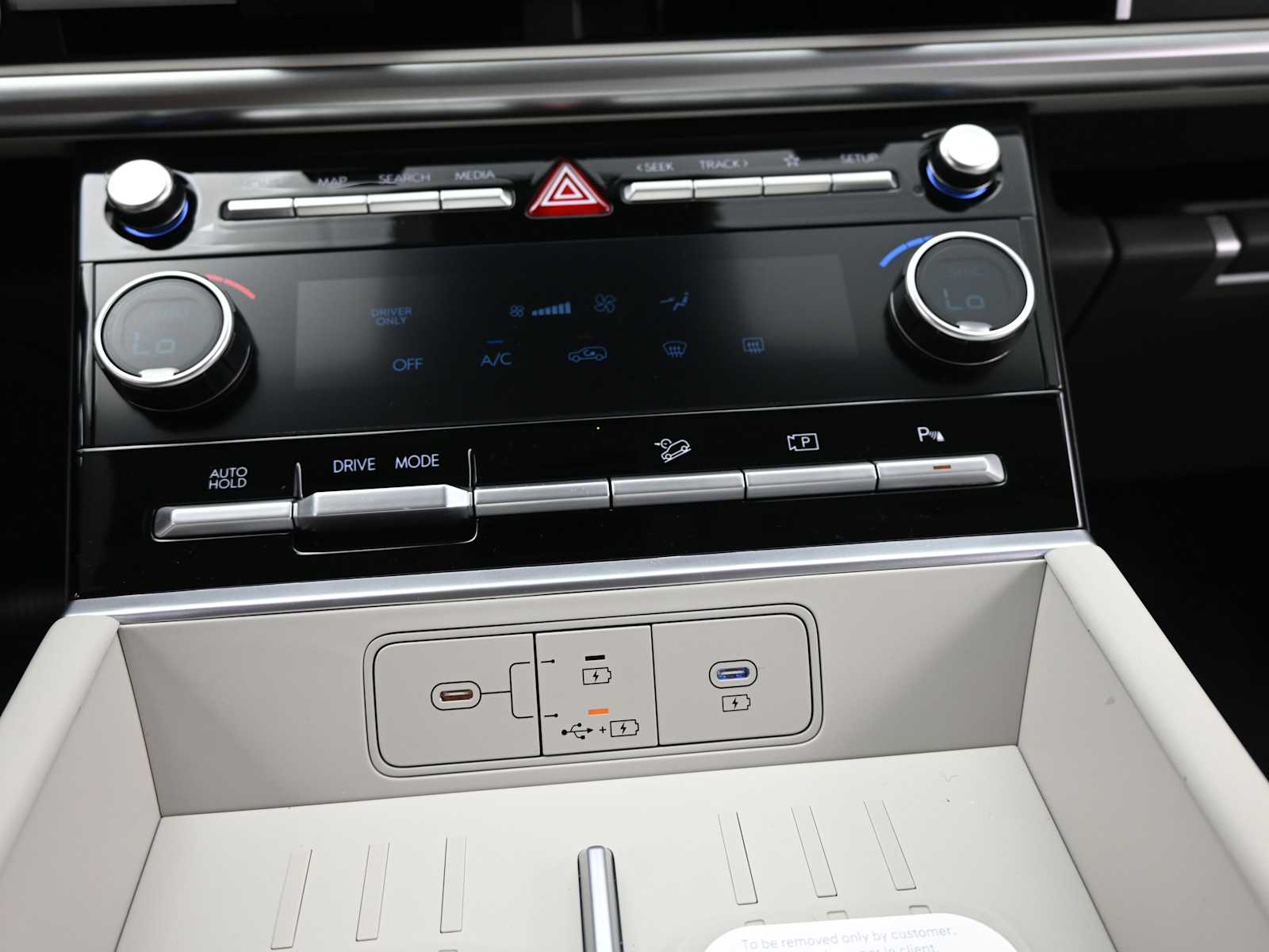 2026 Hyundai Santa Fe SE - Photo 18