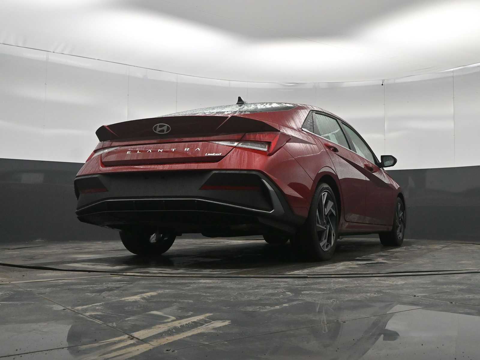 2025 Hyundai Elantra Limited - Photo 36