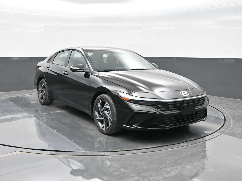 New 2025 Hyundai Elantra Hybrid SEL Sport DCT