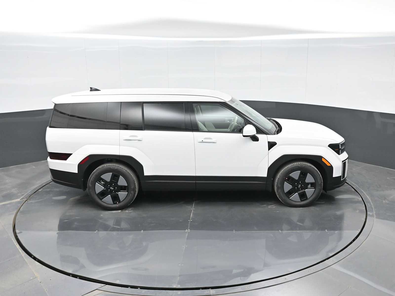 2026 Hyundai Santa Fe SE - Photo 28