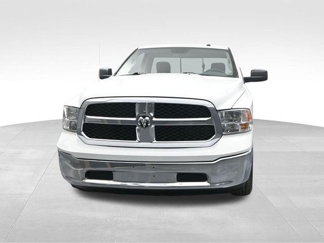 2019 Ram 1500 Classic Tradesman photo 3