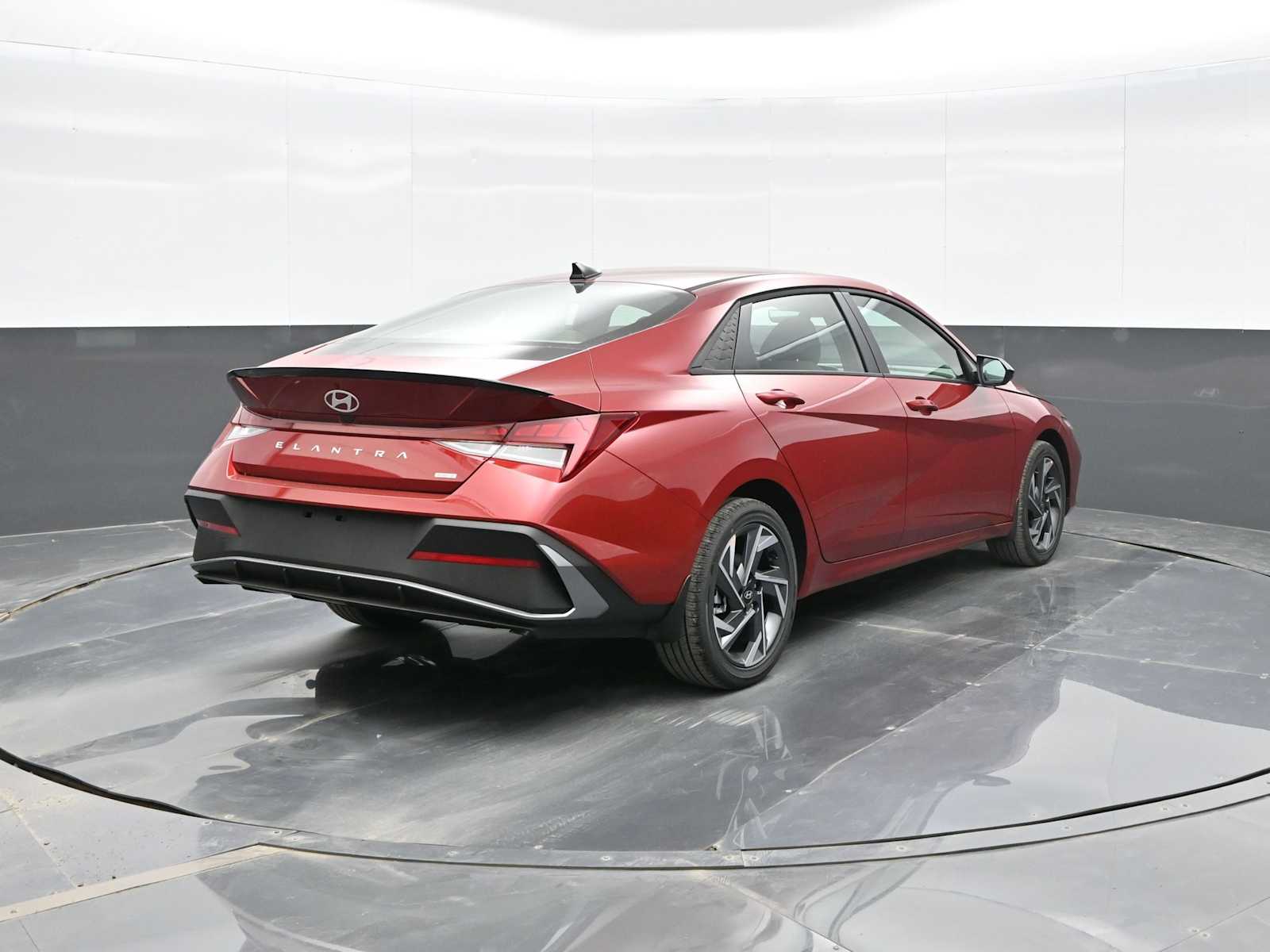 2025 Hyundai Elantra Blue - Photo 7