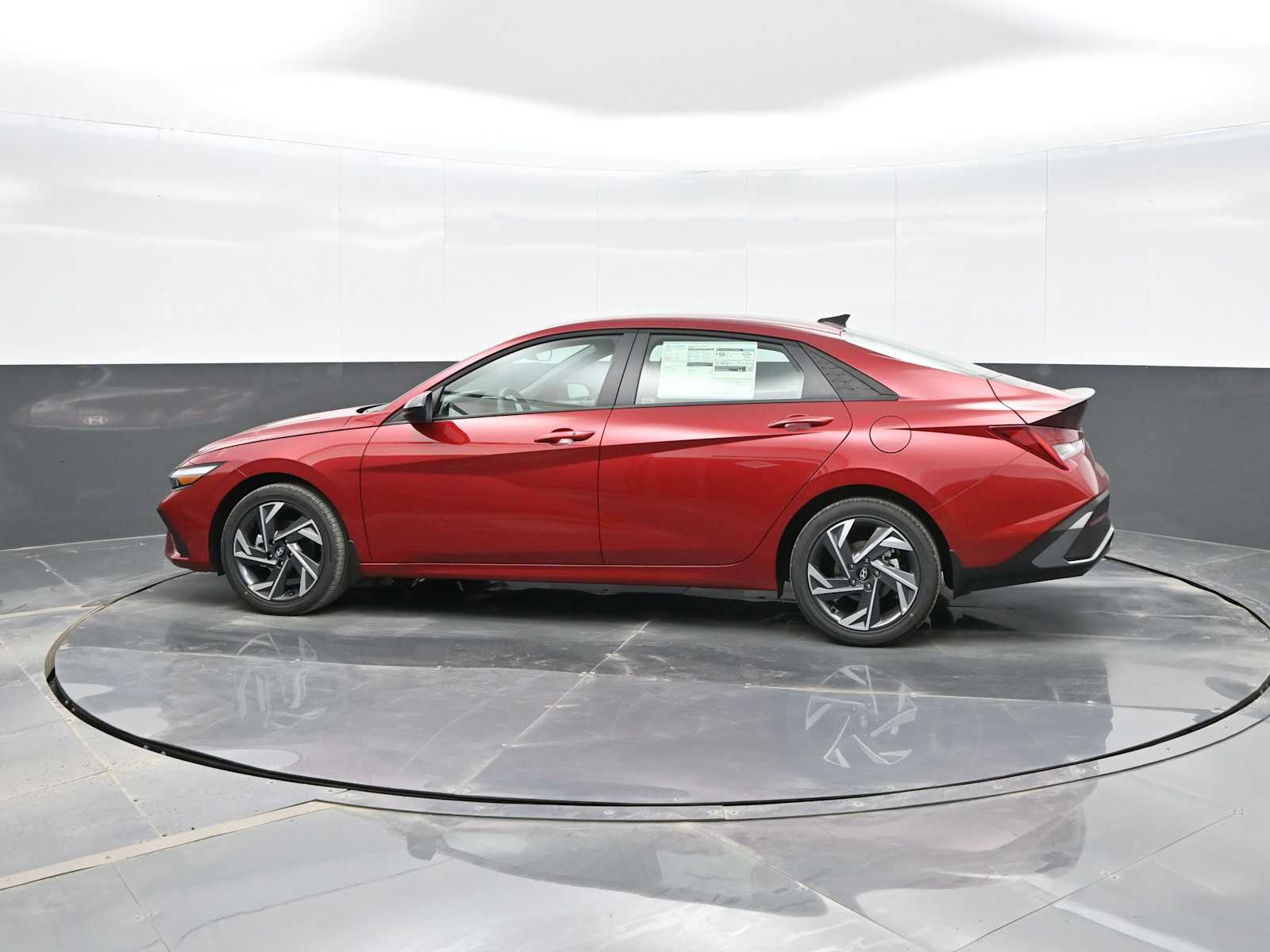 2025 Hyundai Elantra Blue - Photo 5
