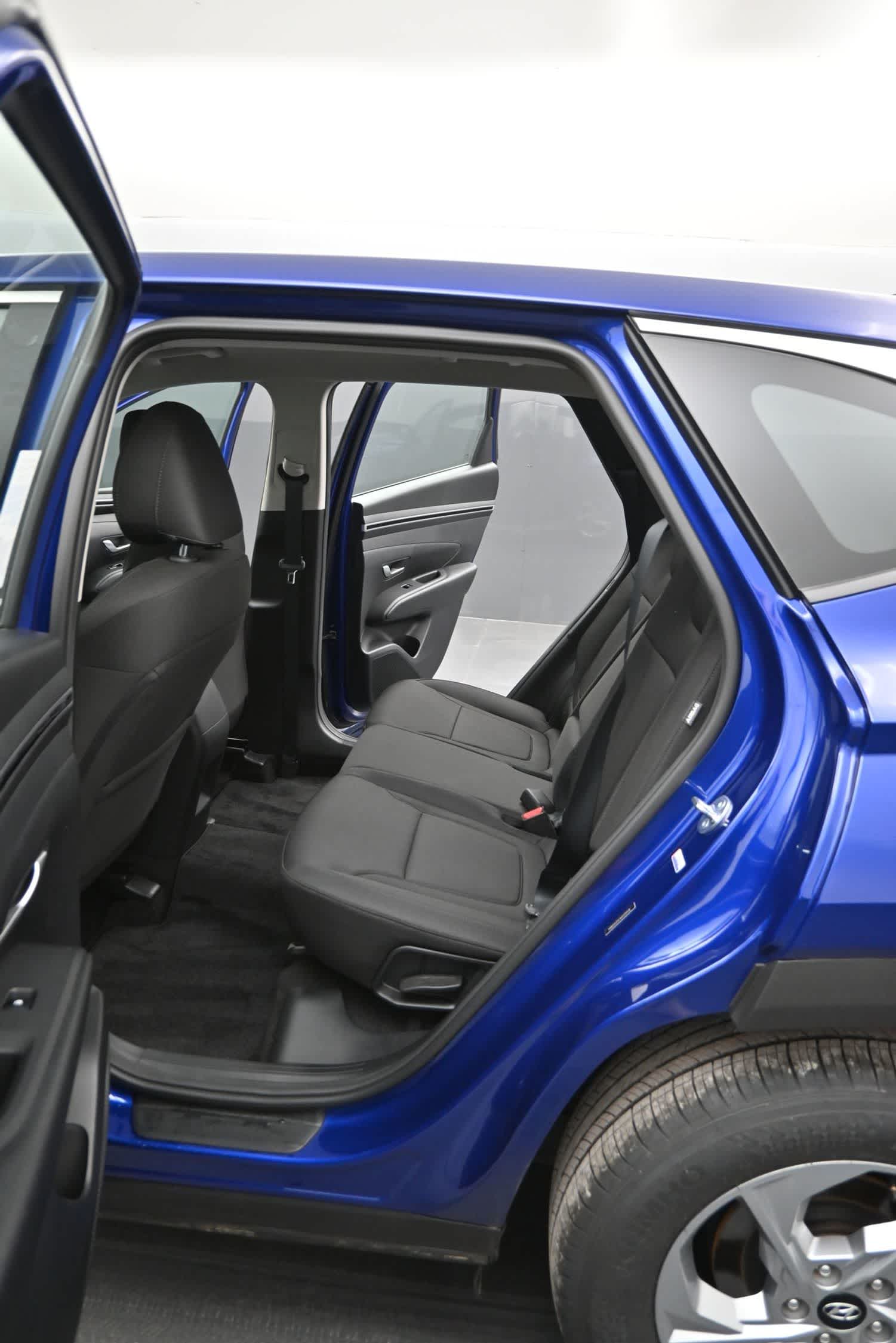 2024 Hyundai Tucson SE - Photo 14