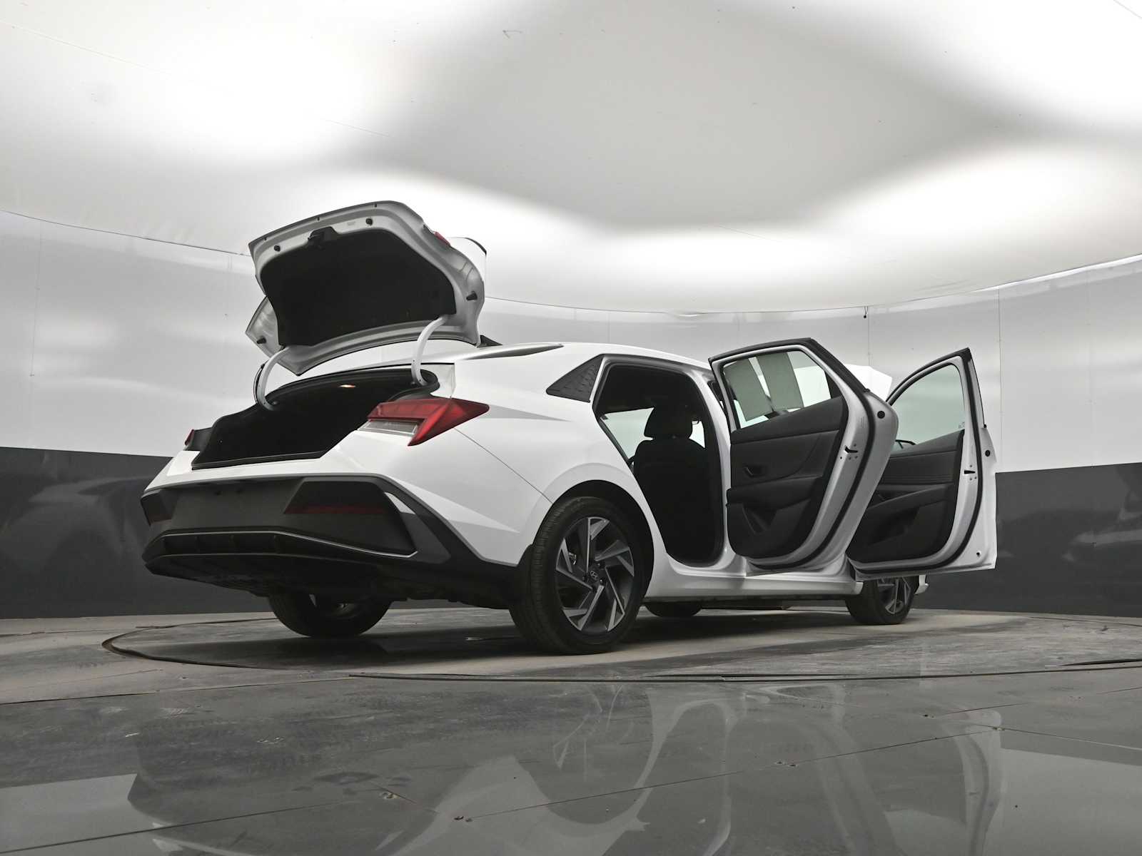 2025 Hyundai Elantra Blue - Photo 44