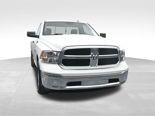2019 Ram 1500 Classic Tradesman photo 2