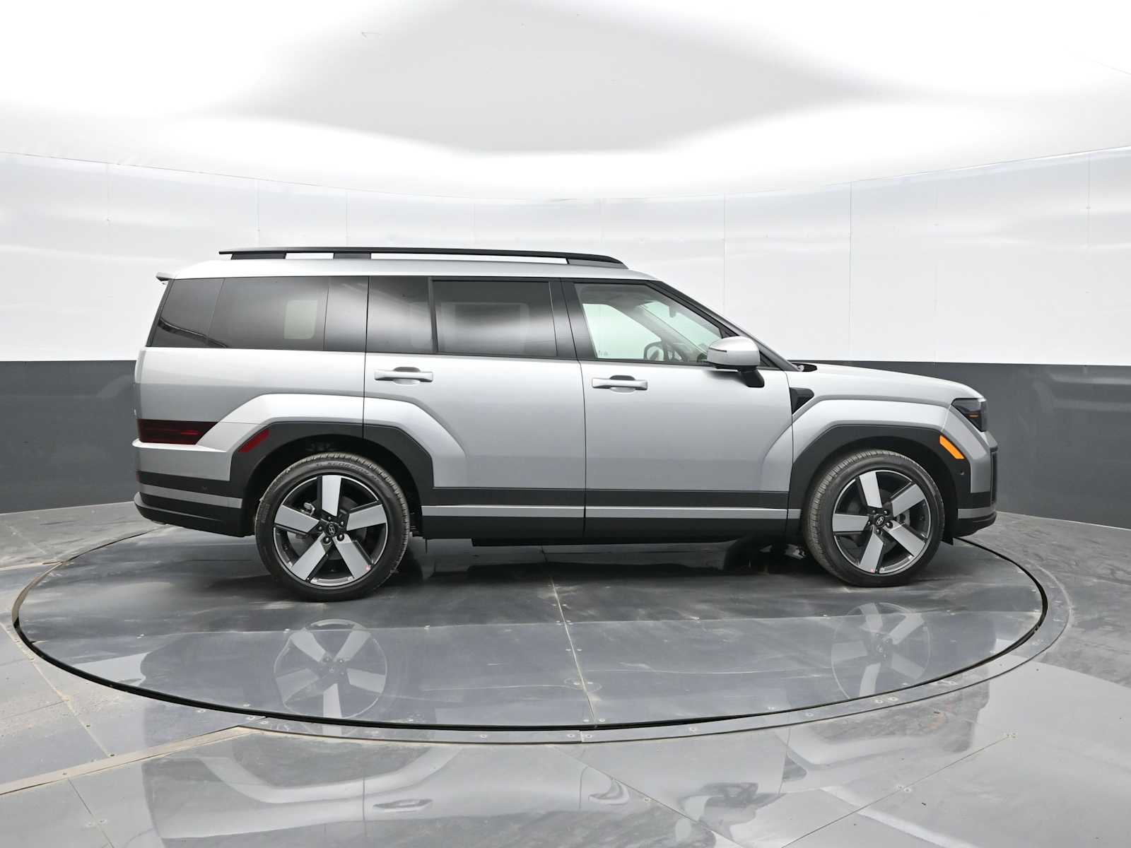 2026 Hyundai Santa Fe Limited - Photo 9