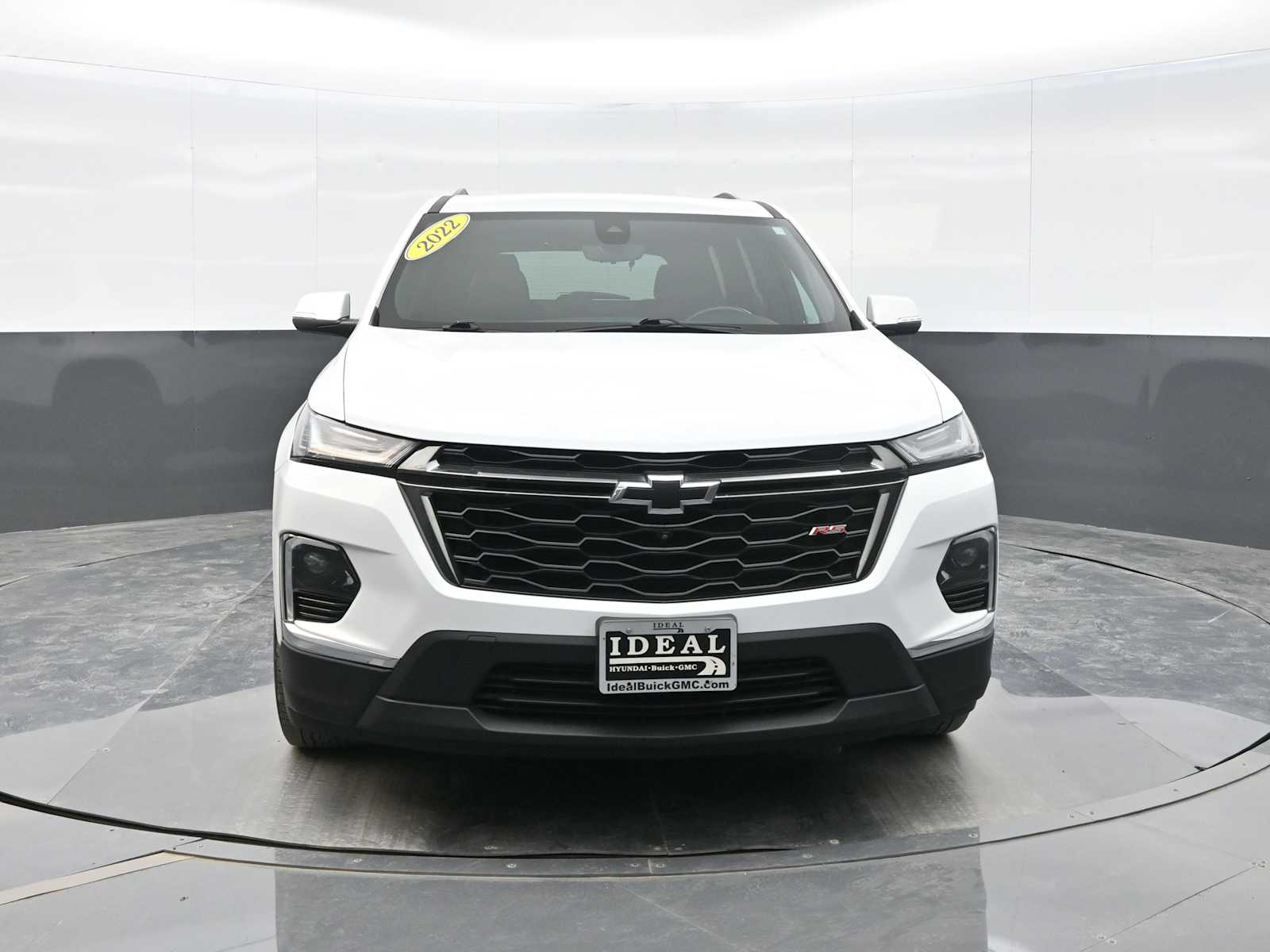 2022 Chevrolet Traverse RS photo 3