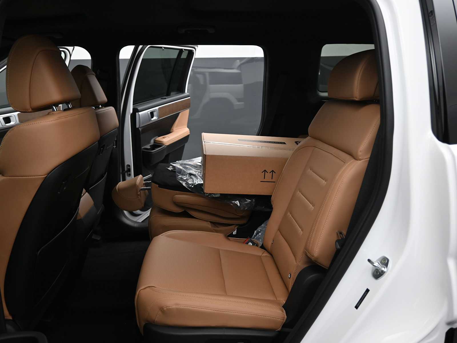 2026 Hyundai Santa Fe Calligraphy - Photo 14