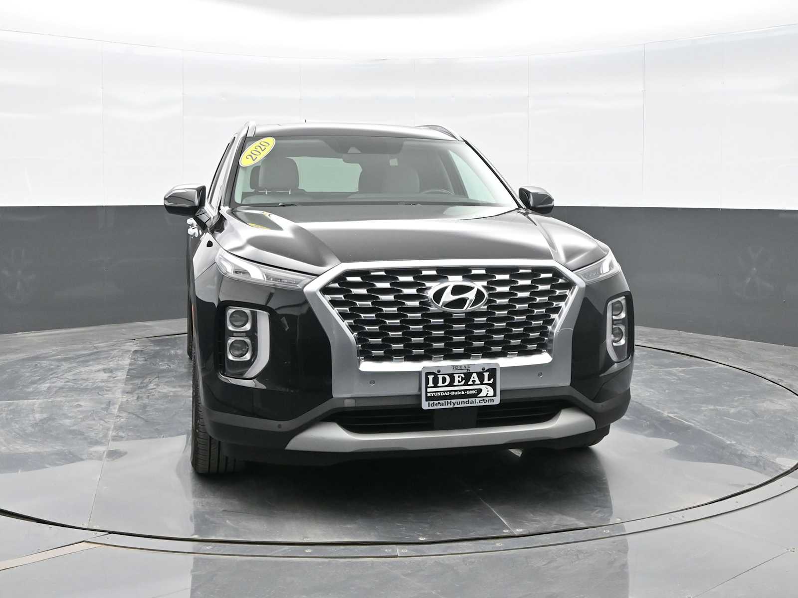 2020 Hyundai Palisade SEL photo 2