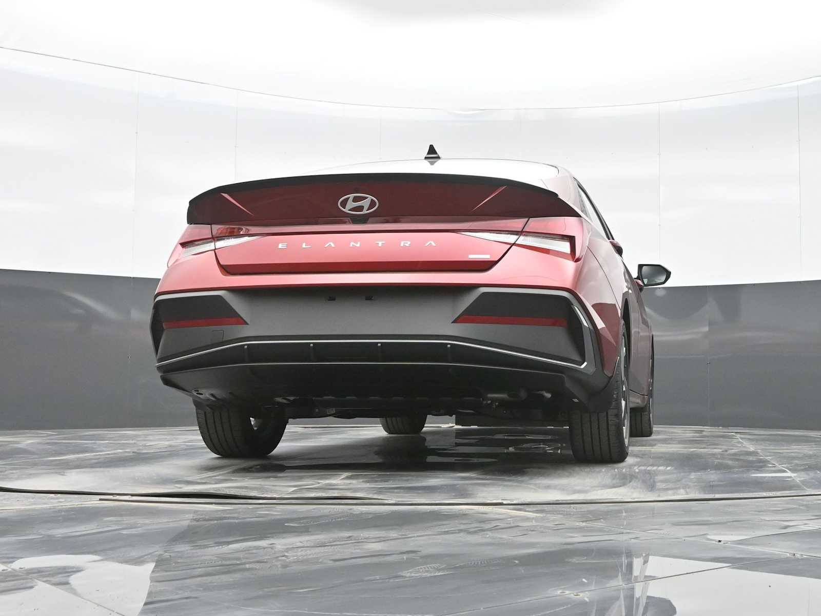 2025 Hyundai Elantra Blue - Photo 34
