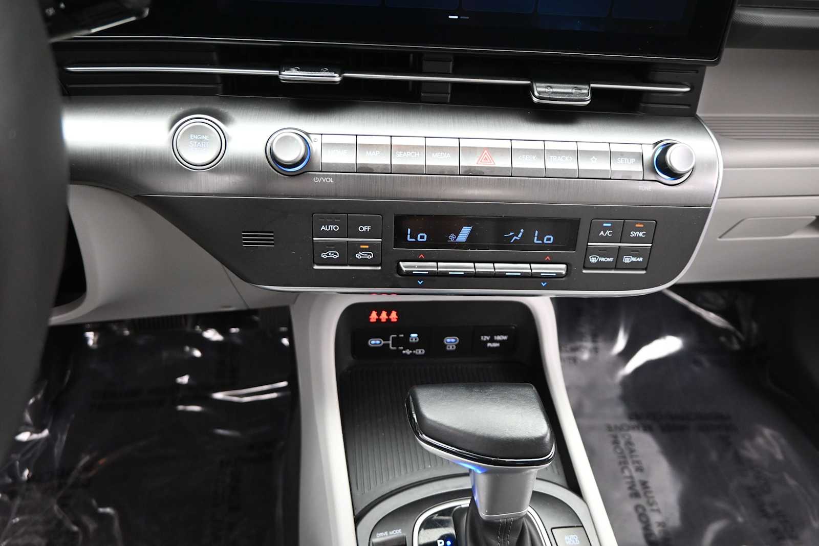 2024 Hyundai Kona SEL - Photo 23