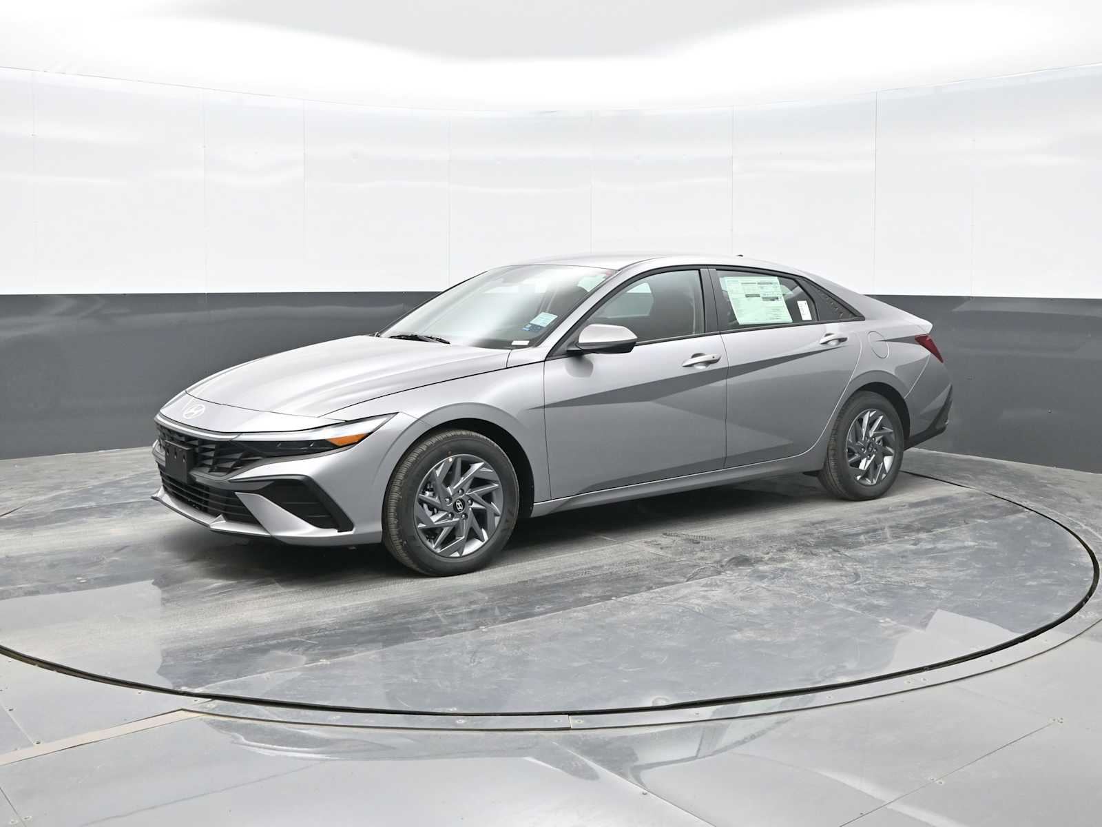 2026 Hyundai Elantra Blue's photo