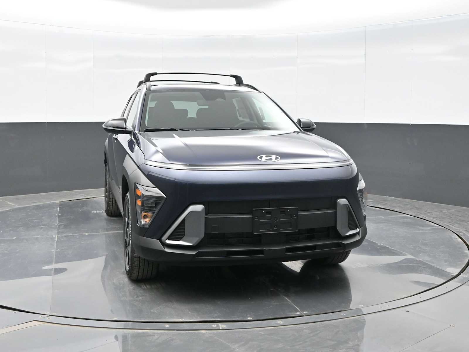 2026 Hyundai Kona SEL photo 2
