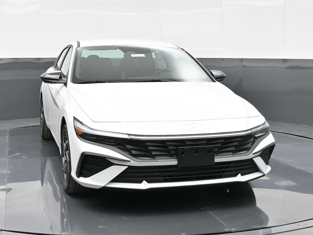 Used 2025 Hyundai Elantra SEL Sport IVT