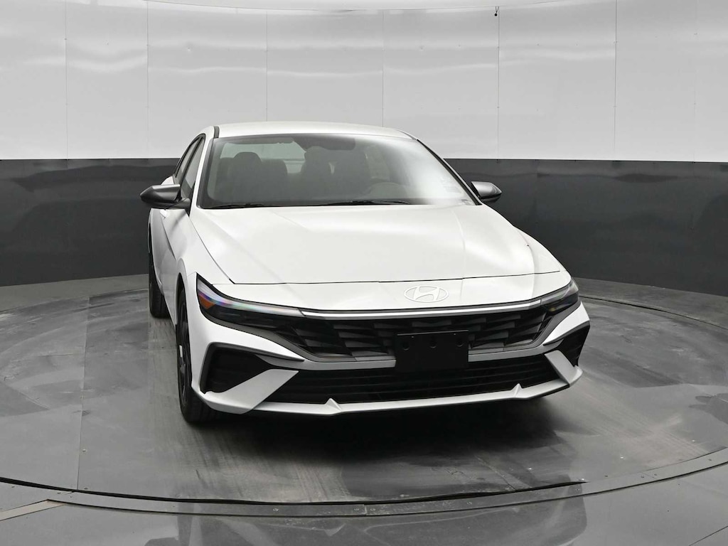 New 2026 Hyundai Elantra SEL Sport Sedan