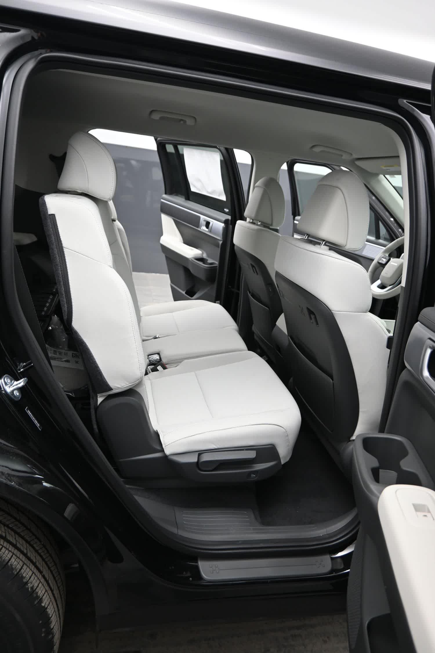 2026 Hyundai Santa Fe SE - Photo 15