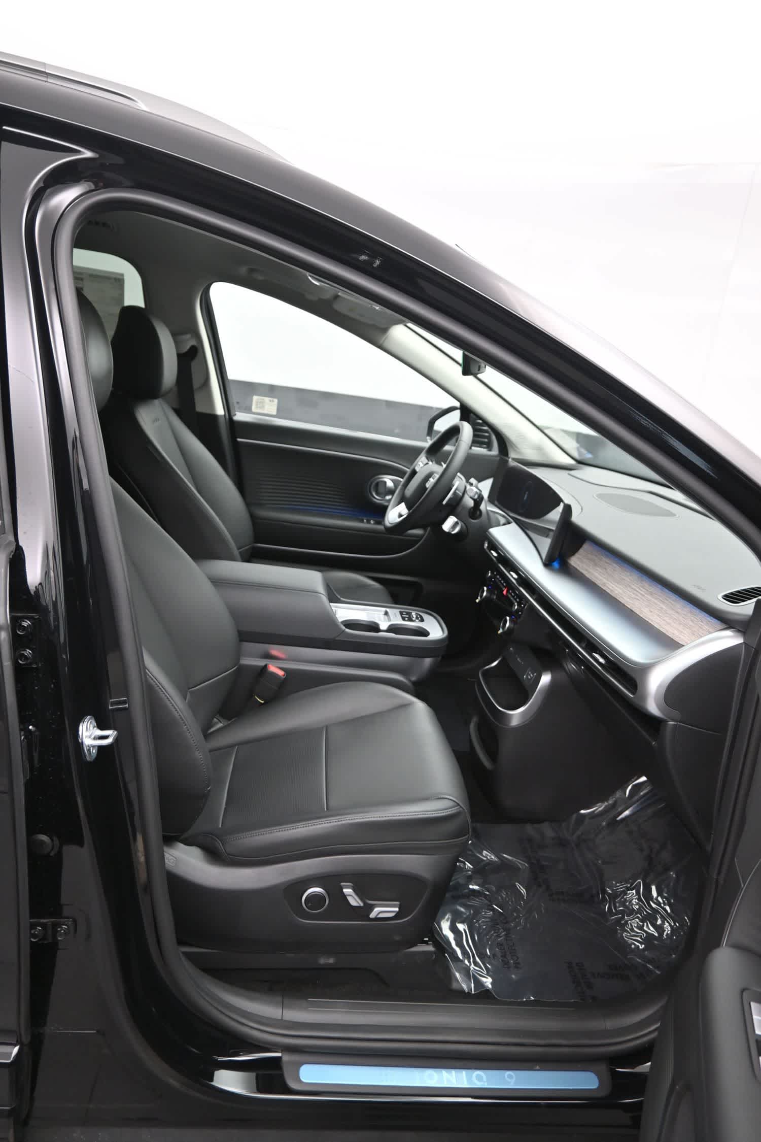 2026 Hyundai IONIQ 9 SEL - Photo 11