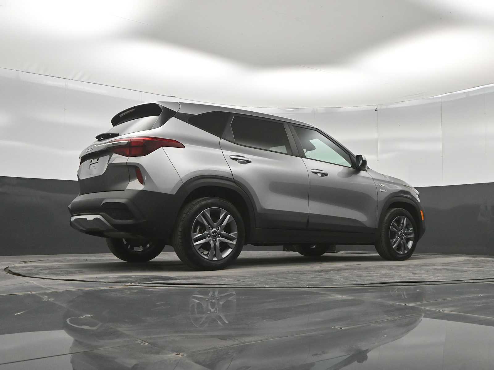 2022 Kia Seltos LX - Photo 40