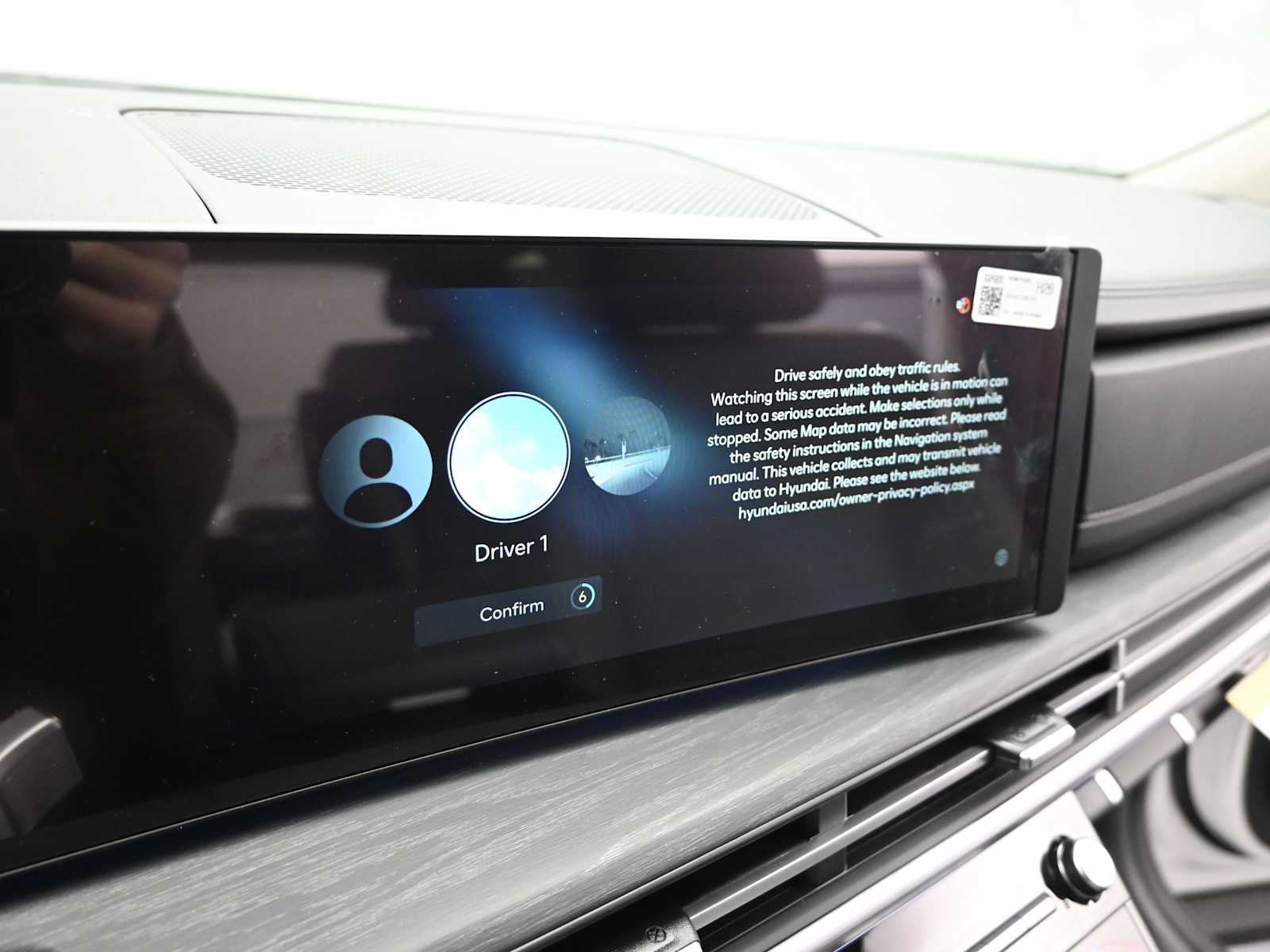 2026 Hyundai Santa Fe Limited - Photo 15