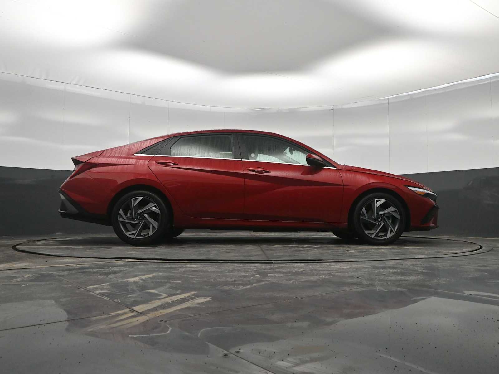 2025 Hyundai Elantra Limited - Photo 37