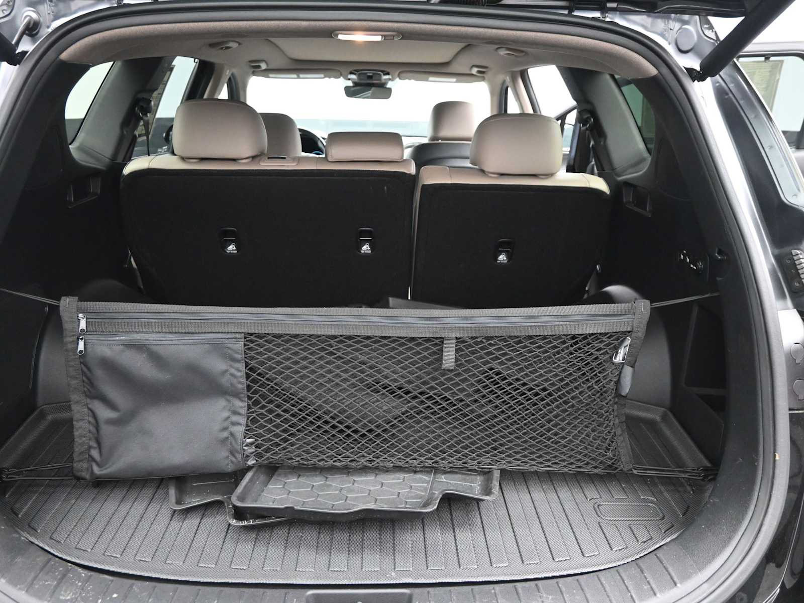 2023 Hyundai Santa Fe Limited - Photo 13