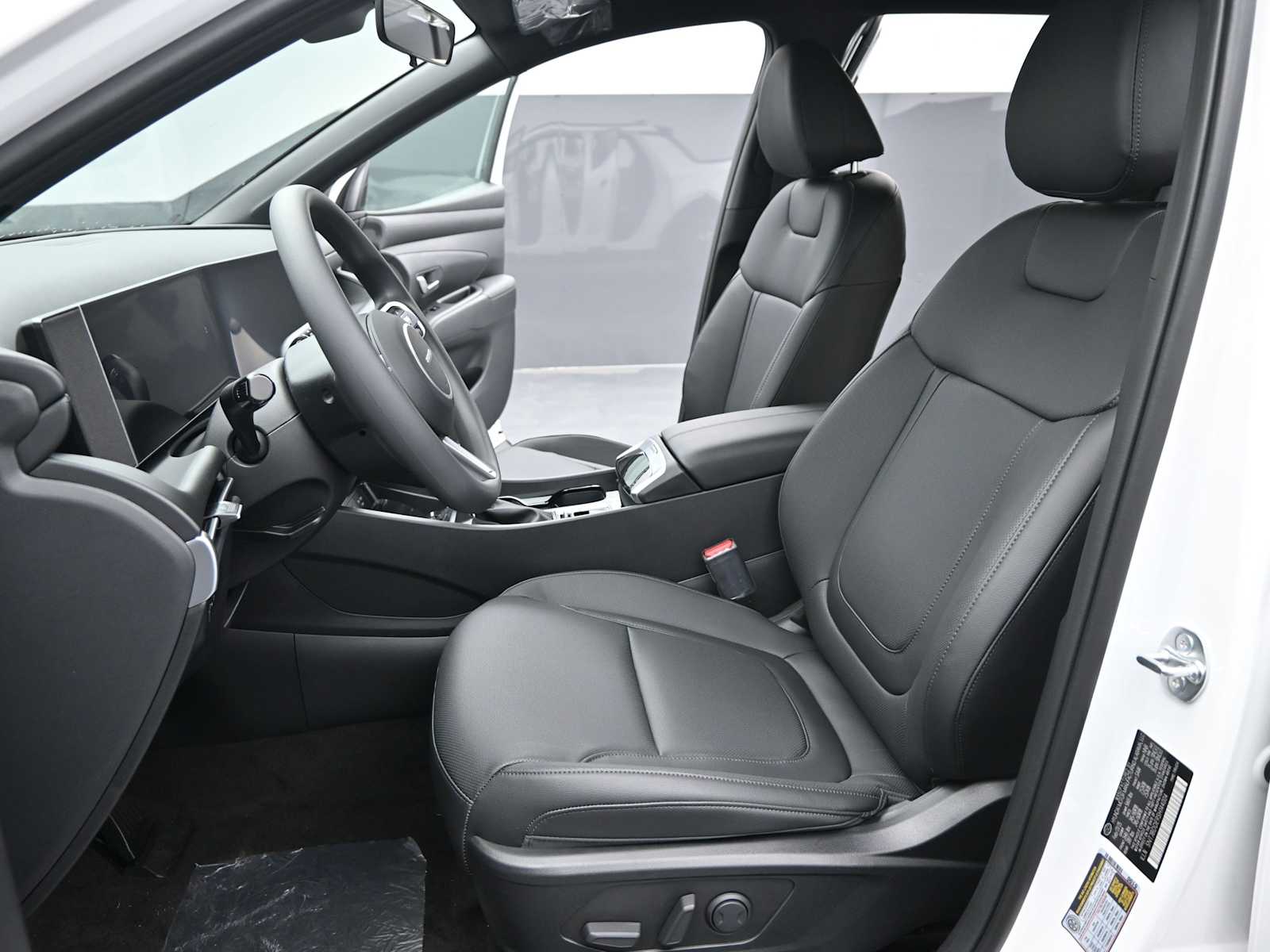 2025 Hyundai Santa Cruz SEL - Photo 15
