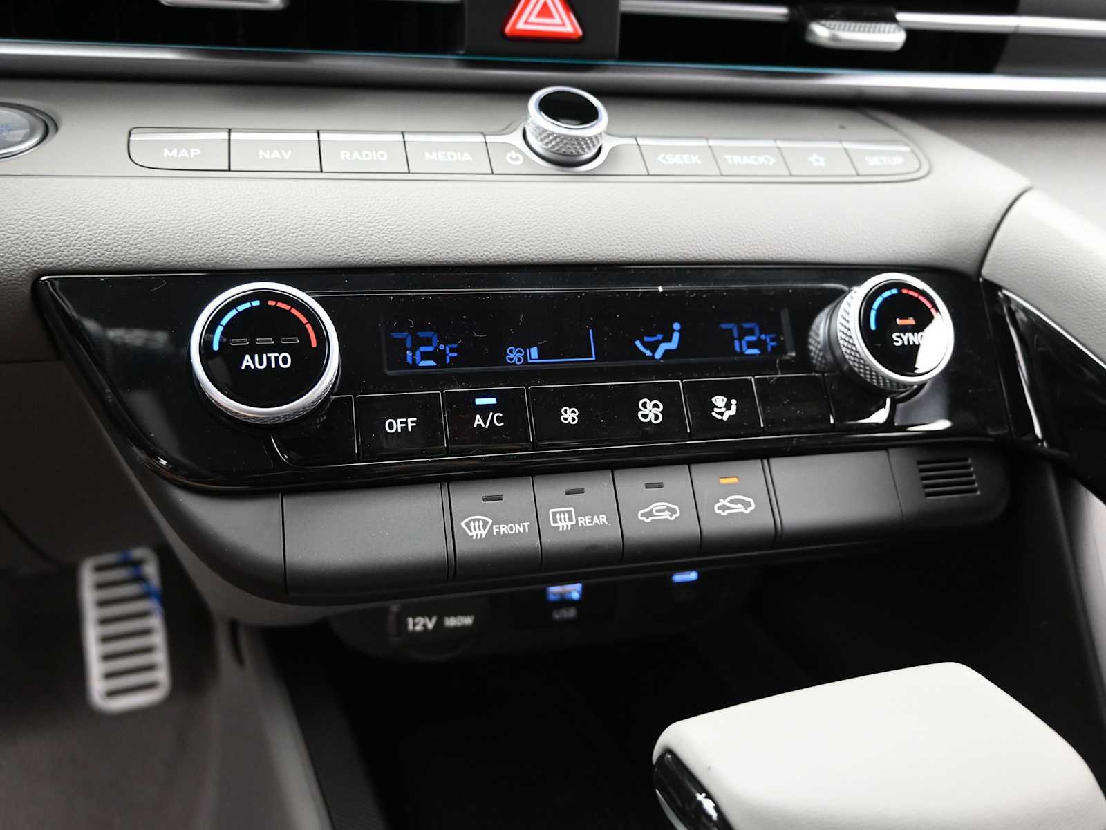 2025 Hyundai Elantra Blue - Photo 19