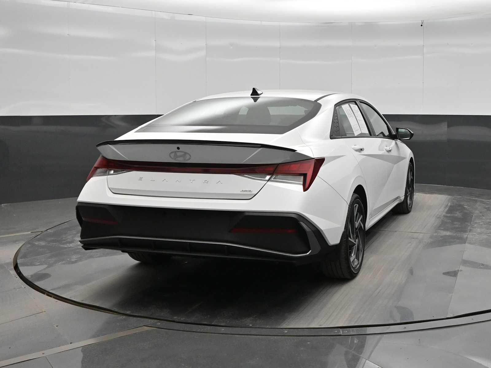 2025 Hyundai Elantra Blue - Photo 6