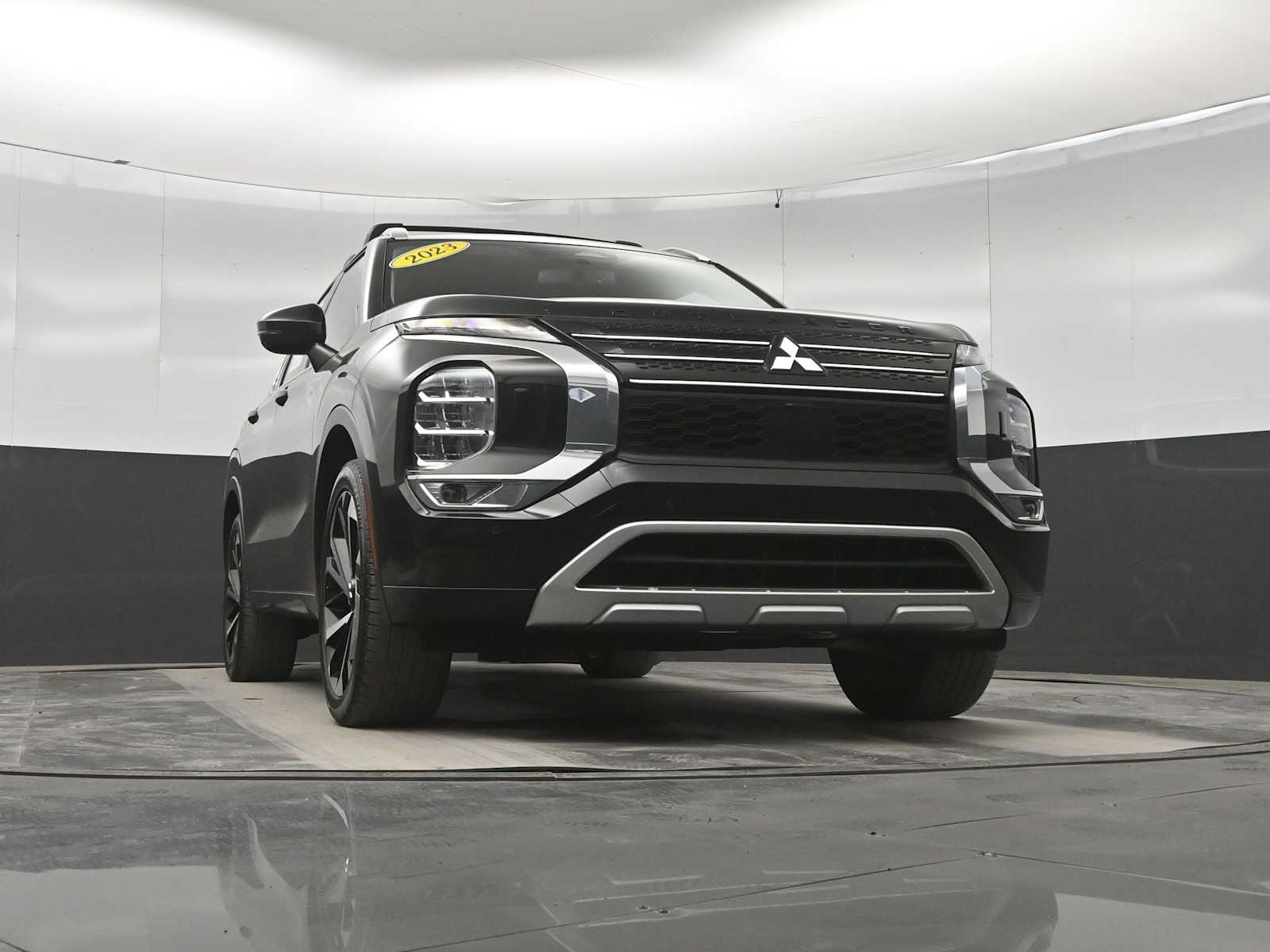 2023 Mitsubishi Outlander SEL - Photo 32